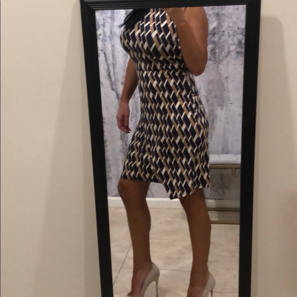 Anna Taylor dress